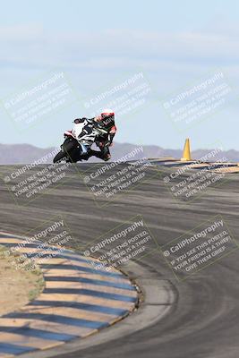 media/Nov-16-2025-Race Pace (Sun) [[8c5fa54630]]/Verified Riders/1-Turns 9 and 10 (925am)/